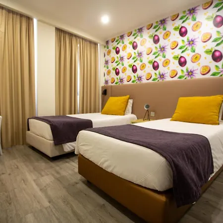 Moderno No - Maracuja By Tropical Solutions * Funchal (Madeira)